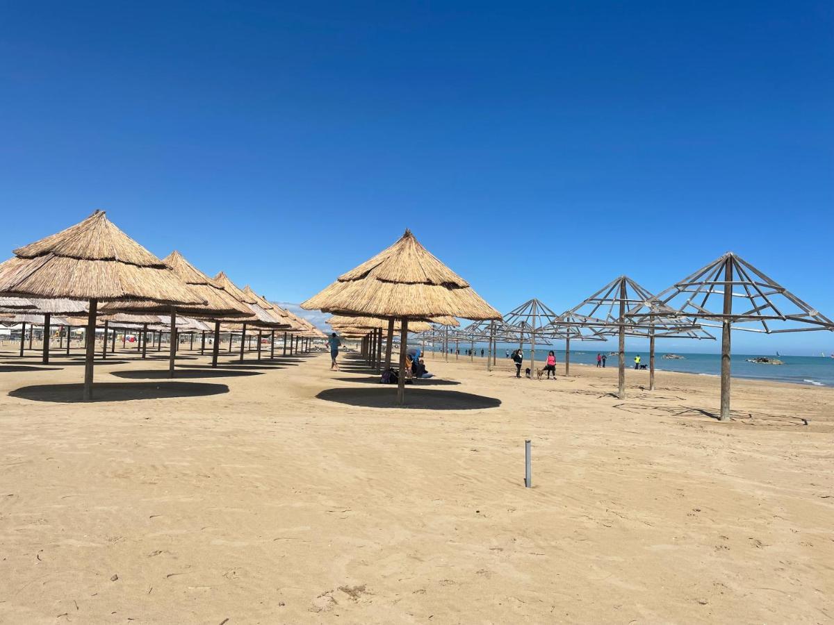 Le Ortensie In Centro E Vicino Al Mare เปสการา ภายนอก รูปภาพ